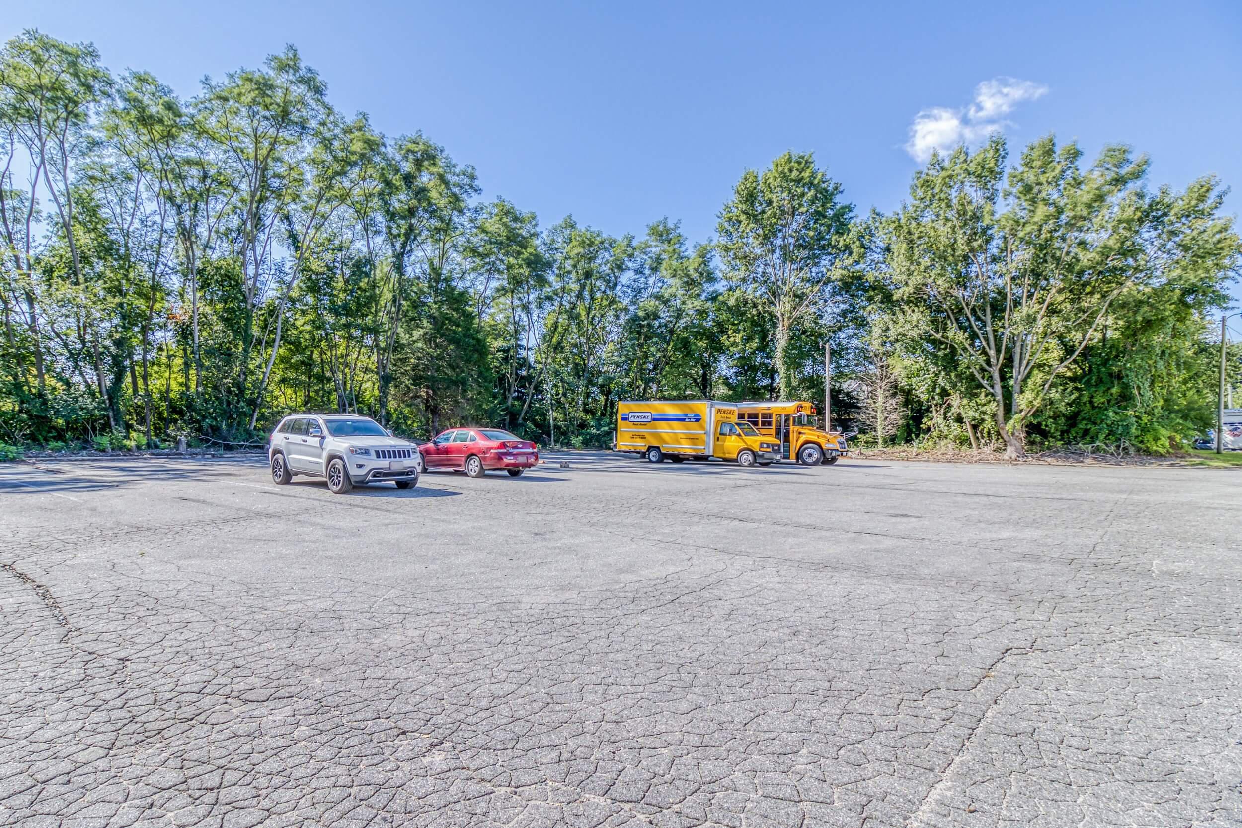 Vault Storage - Chestertown - Outdoor Parking