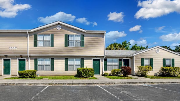 Images Sabal Palms Apartments