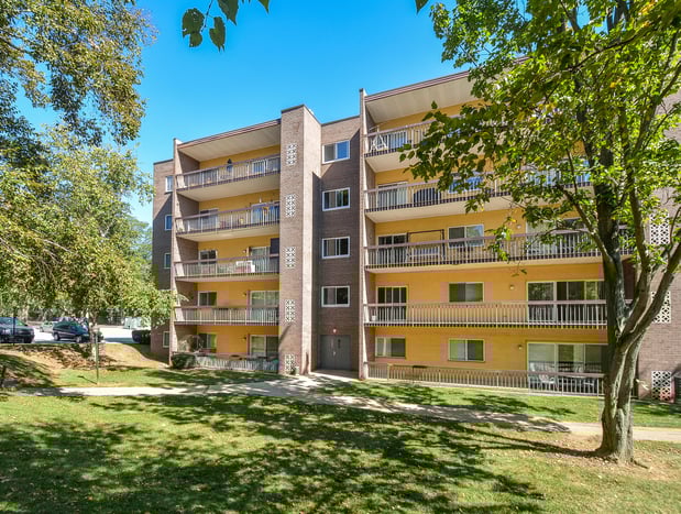 Images Main Line Berwyn Apartments