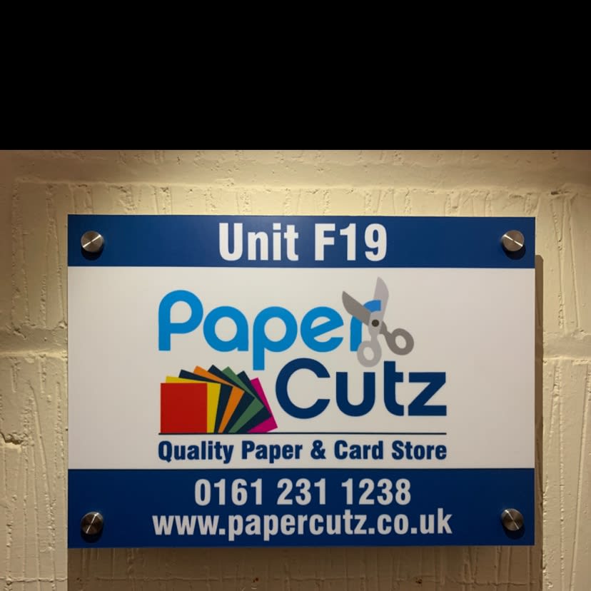 Paper Cutz Chorley 01612 311238