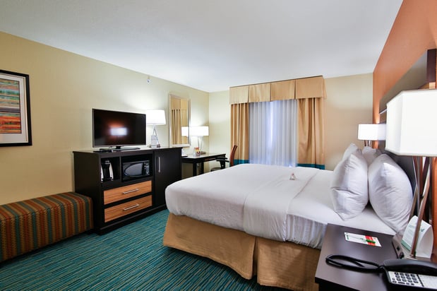 Images Holiday Inn Bismarck by IHG