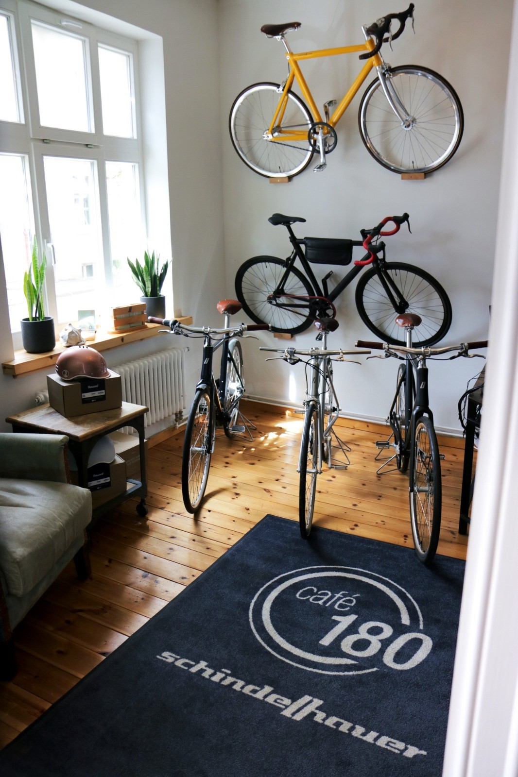 Bilder Café 180 - Schindelhauer Bikes Premium Händler- Fahrradgeschäft in Wismar