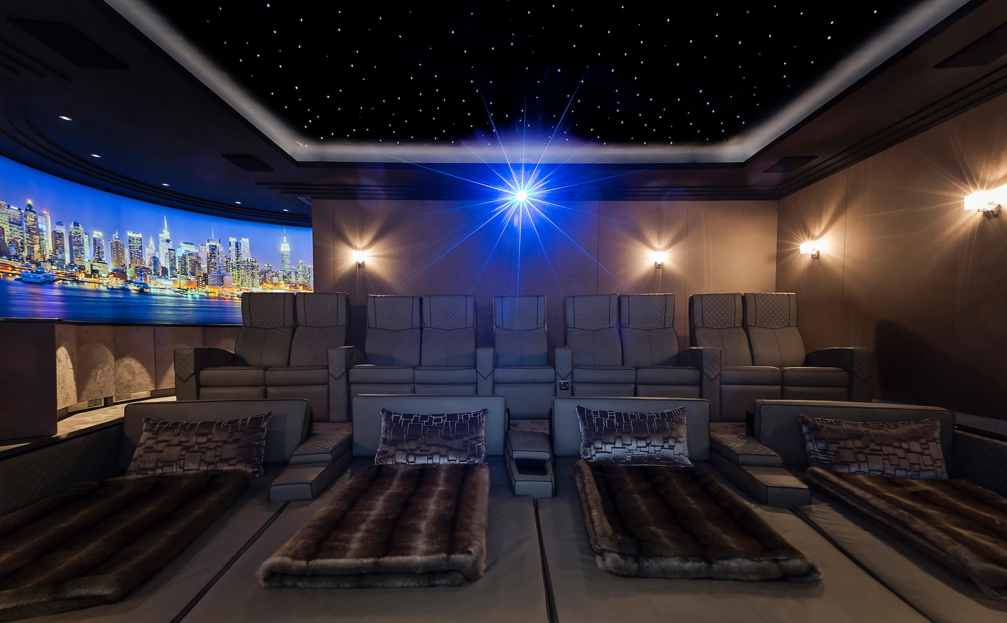 With bespoke cinema daybeds for the front row of seats, and custom detailed stitching on the rear ro Cinemas and Control Ltd Ascot 01344 944300