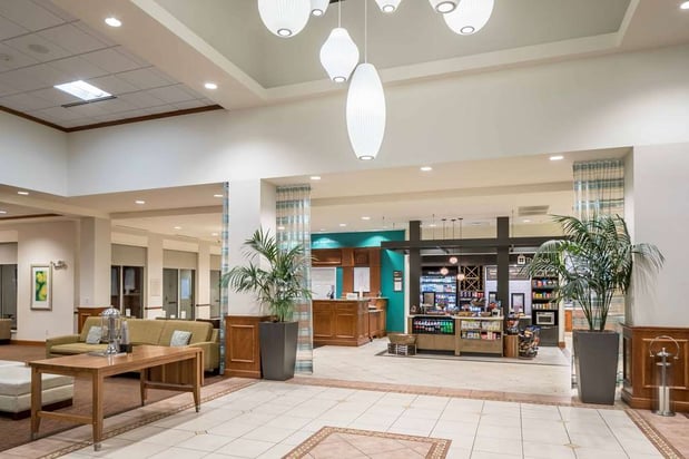 Images Hilton Garden Inn Lake Forest Mettawa