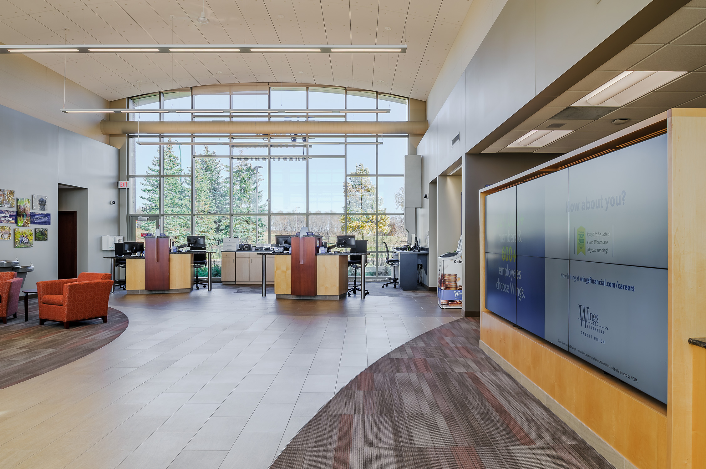 Interior shot of the lobby of the Wings Credit Union Chaska Branch.
