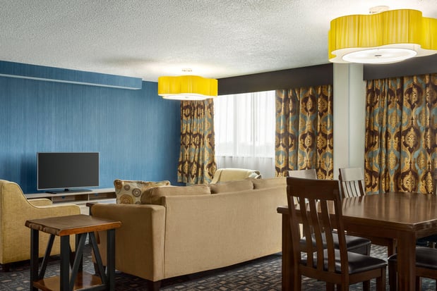 Images Holiday Inn Louisville East - Hurstbourne by IHG