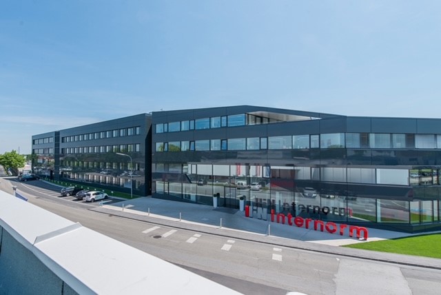 Internorm Fenster GmbH, Ganglgutstraße 131 in Traun