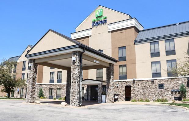 Images Holiday Inn Express Cedar Rapids (Collins Rd) by IHG