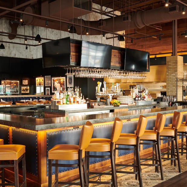 Images Burtons Grill & Bar