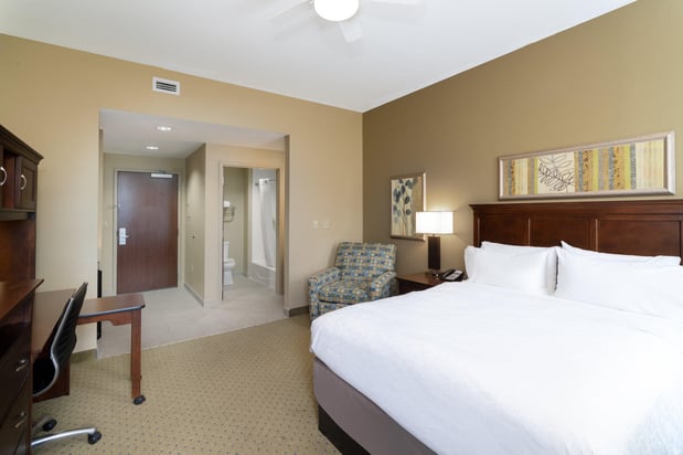 Images Holiday Inn Express Abrams Hall