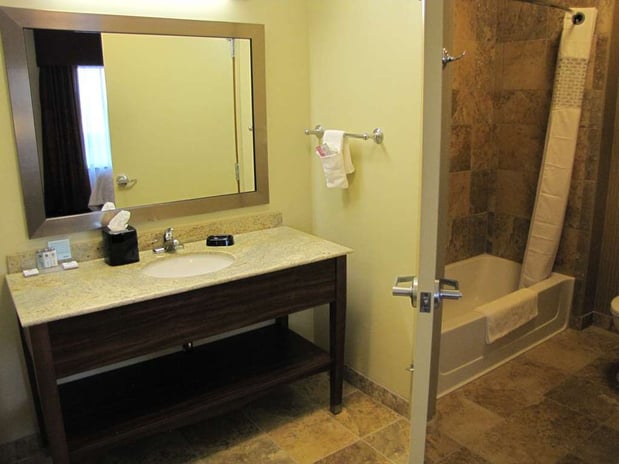 Images Hampton Inn & Suites Jamestown, ND