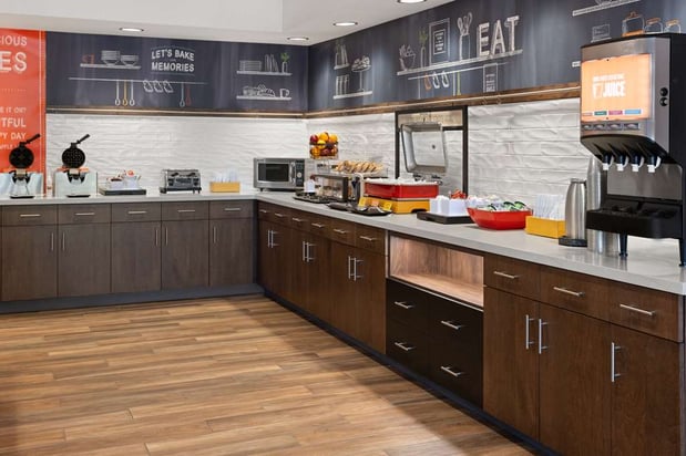 Images Hampton Inn Cleveland Airport-Tiedeman Rd