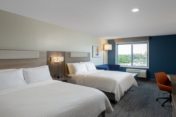 Images Holiday Inn Express & Suites Hawaiian Gardens by IHG