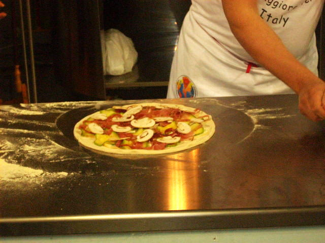 Ale's Pizza
