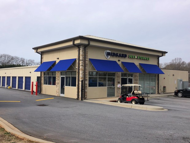 Images Anderson Awning & Canvas Products  Inc