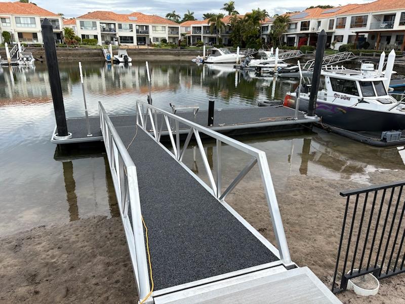 Images Prestige Pontoons