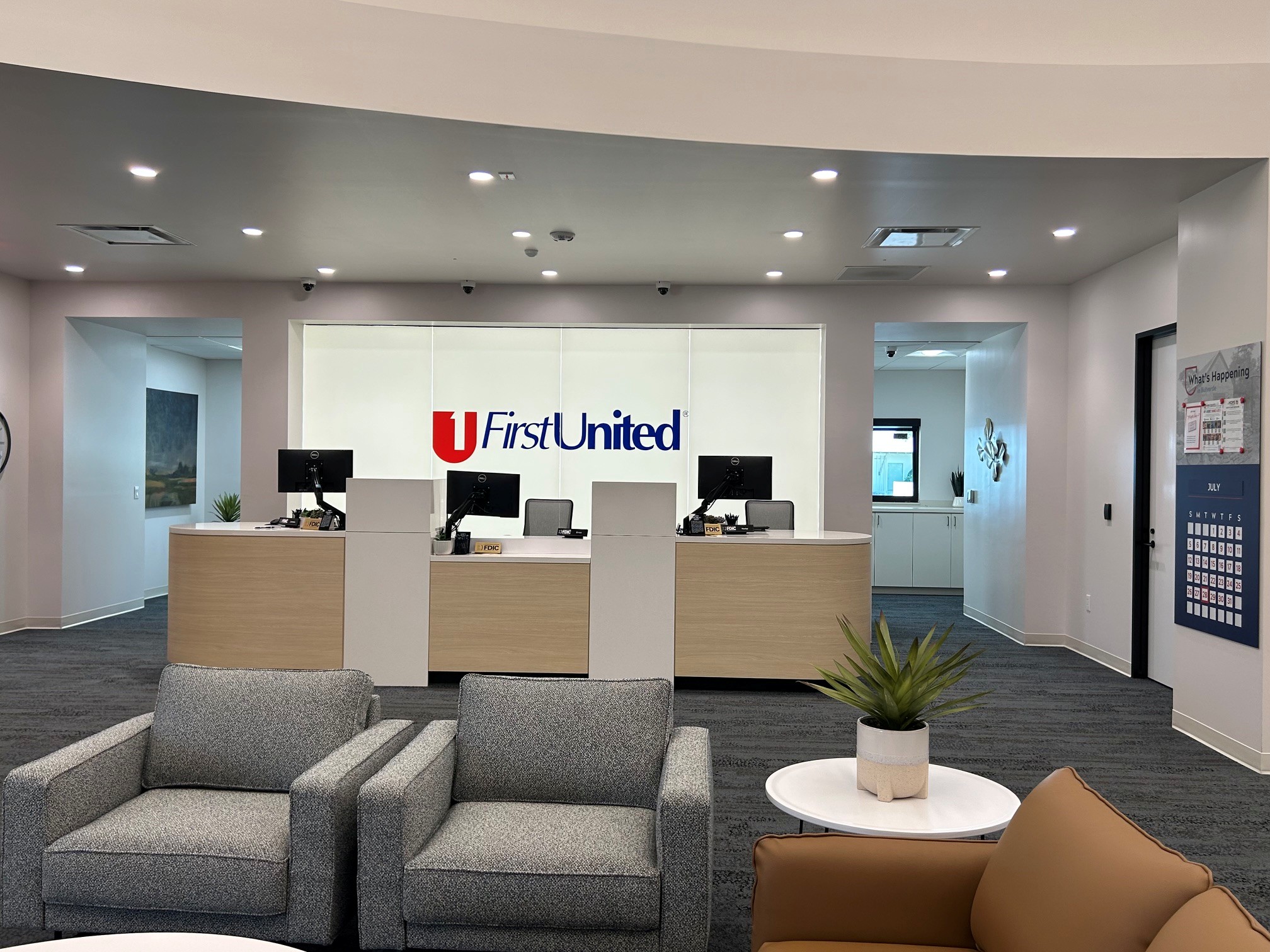 First United Bank - Bulverde - interior banking area