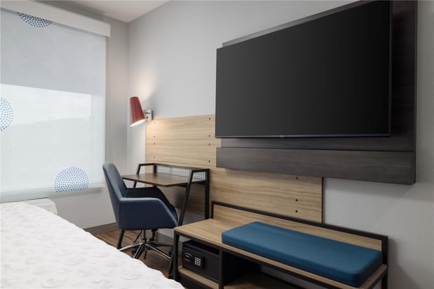 Images Tru by Hilton Cleveland