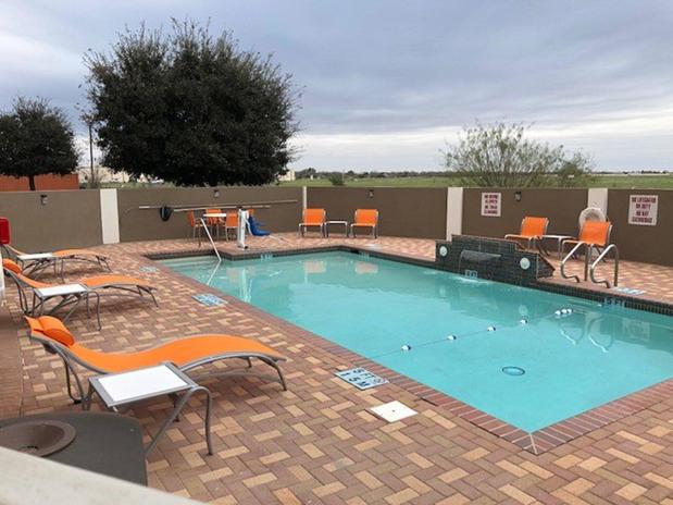 Images Holiday Inn Express & Suites Rio Grande City by IHG