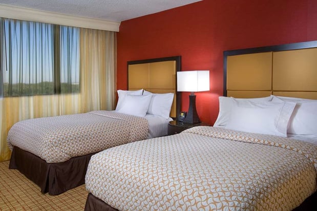 Images Embassy Suites by Hilton Kansas City International Airport