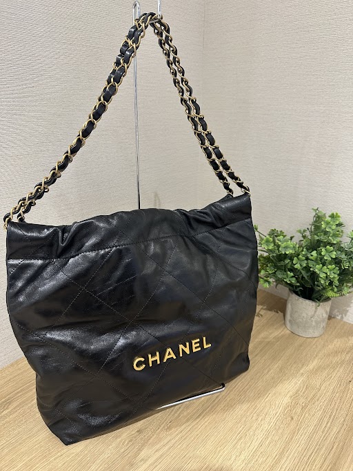 Images KOMEHYO（コメ兵）買取センター京橋京阪モール