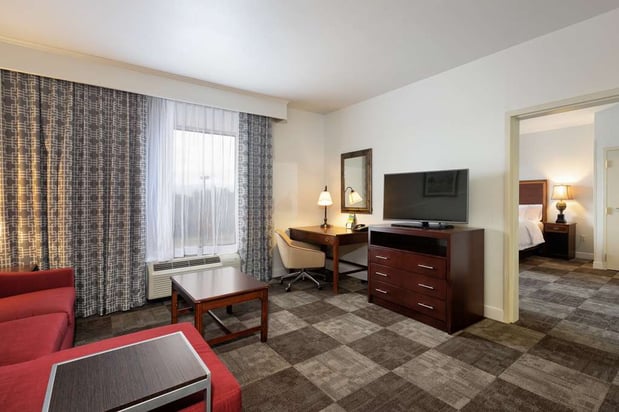 Images Hampton Inn & Suites Baton Rouge - I-10 East