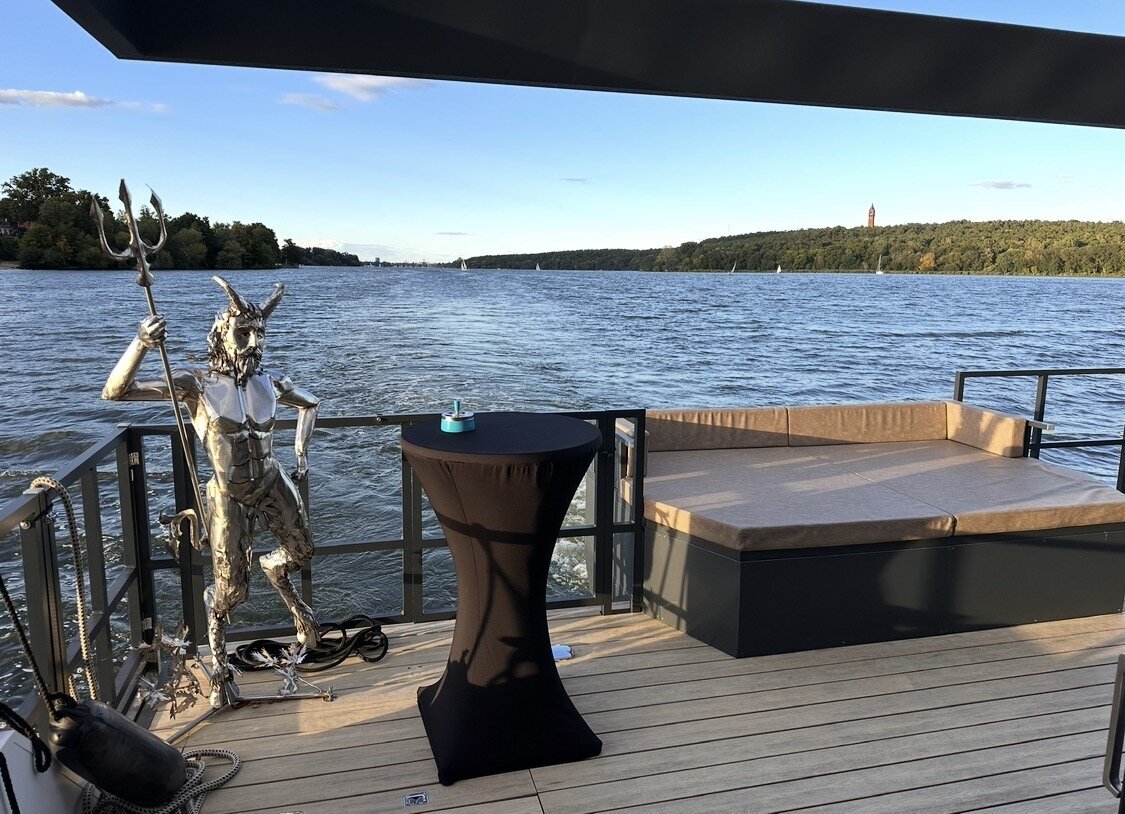 SEAVIEW EVENT BOAT, Königstraße 67A in Berlin