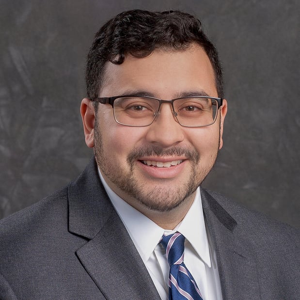 Images Edward Jones - Financial Advisor: Robbie Tapia