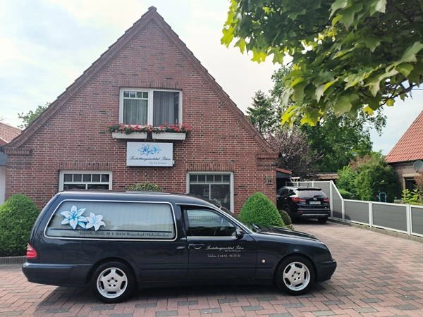Bestattungsinstitut Peters Inh. Tim Herrmann, Jeversche Str. 38 in Wangerland