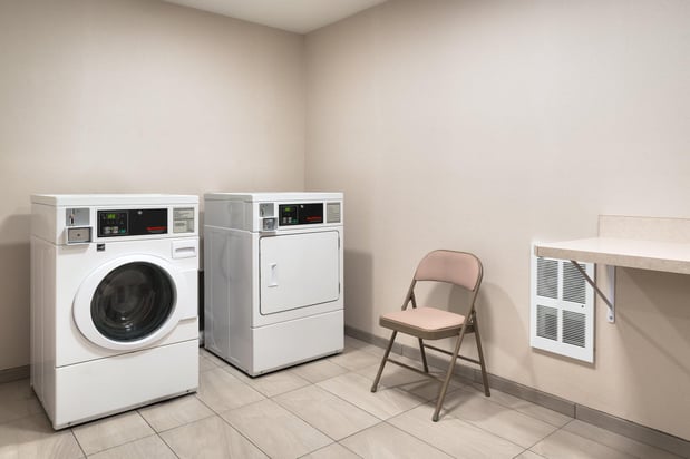 Images Holiday Inn Express & Suites Helena by IHG