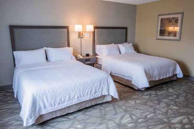 Images Hampton Inn & Suites Tilton