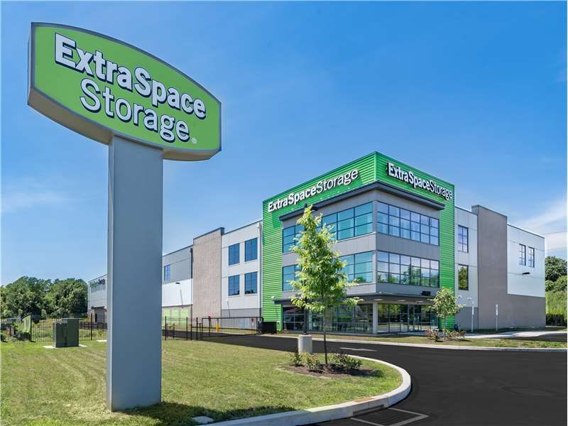 Beauty Image - Extra Space Storage at 1240 Chester Pike, Crum Lynne, PA 19022