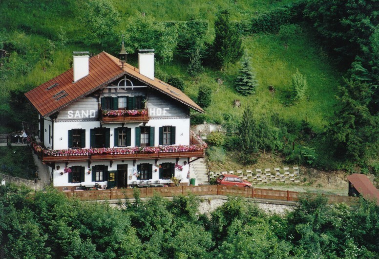 Sand-Hof, Promenadegasse 63 in Kaltenleutgeben
