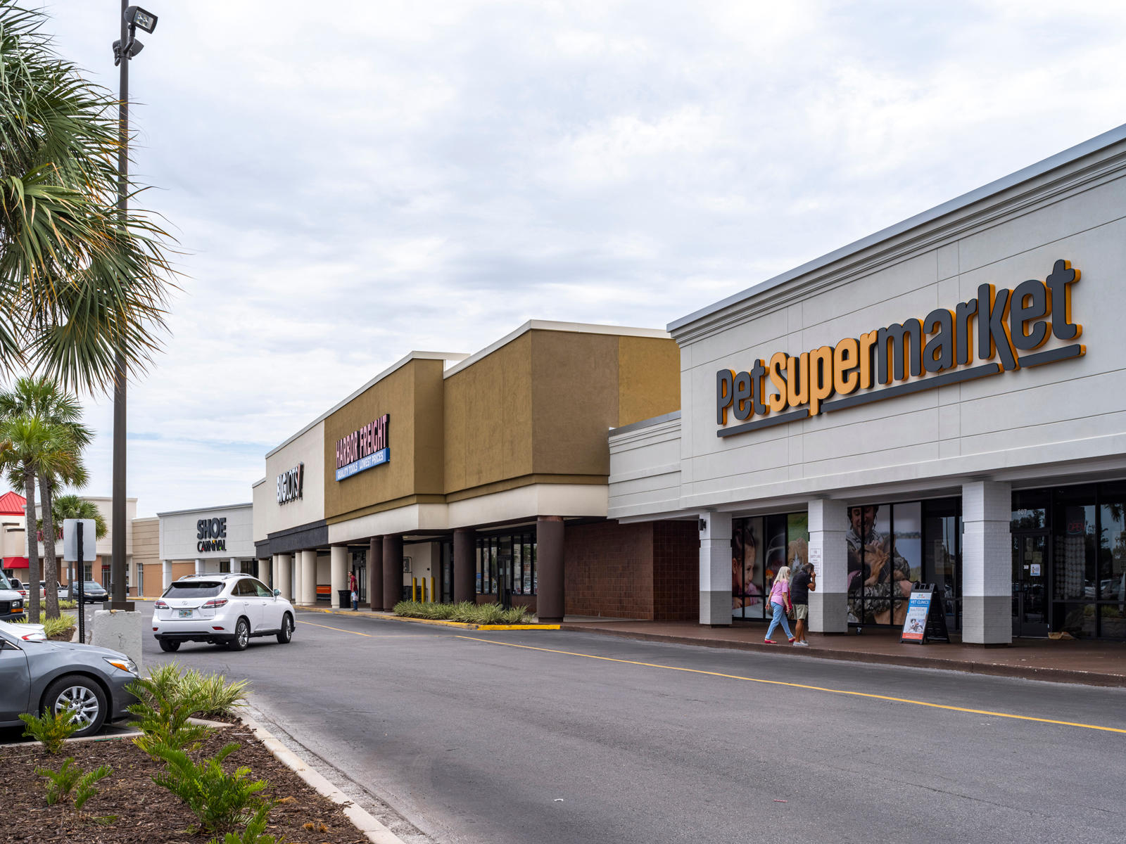 Pet Supermarket at Panama City Square Shopping Center