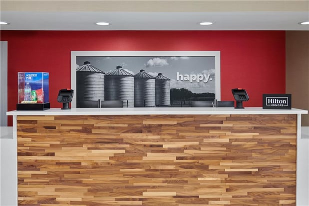 Images Hampton Inn Kansas City The Legends