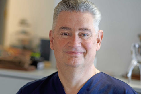Bilder Dr. Joe Baccara Zahnarztpraxis