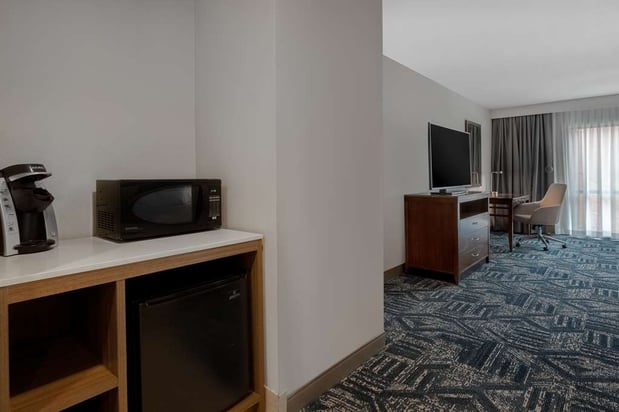 Images Hilton Garden Inn Burlington Downtown