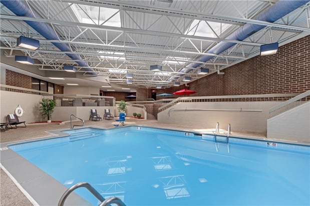 Images Executive Residency by Best Western Waterloo & Cedar Falls