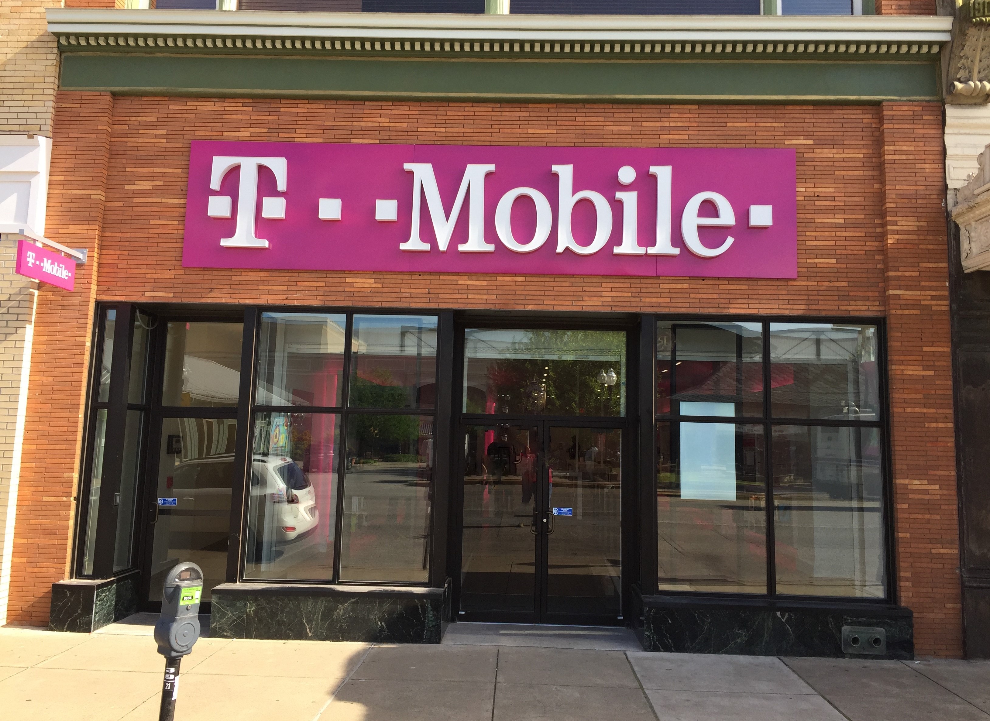 T Mobile Store At 935 3rd Ave Suite 100 Huntington Wv T Mobile