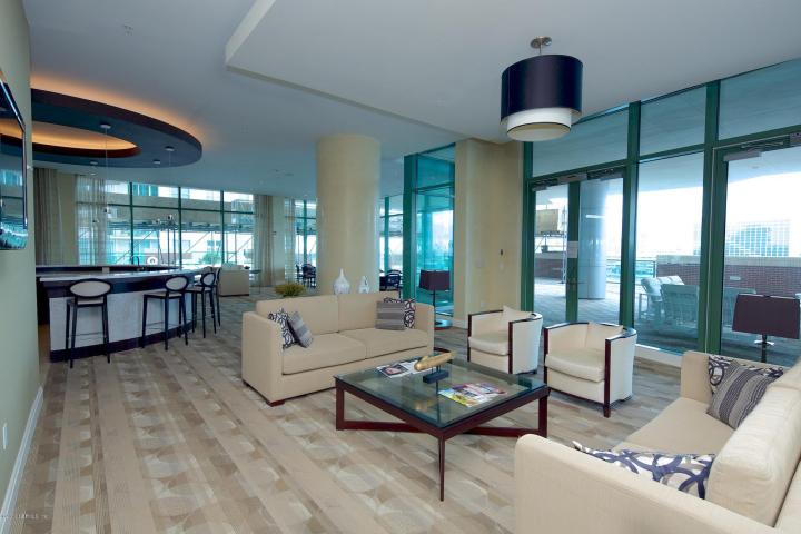 Images William Vasana - Keller Williams