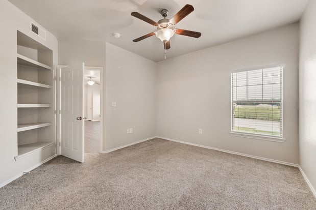 Images The Bridges on Travis