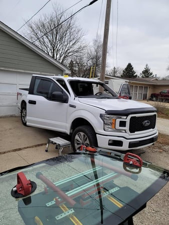 Images Skyview Auto Glass Troy