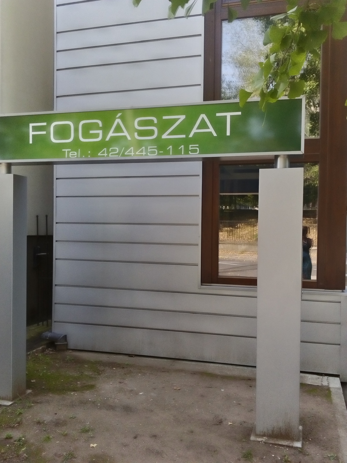Images Artik Fogászati Centrum Dr. Varga Péter