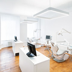 Kundenbild groß 1 Schnute Berlin - Zahnarzt für Kieferorthopädie in Berlin Wilmersdorf