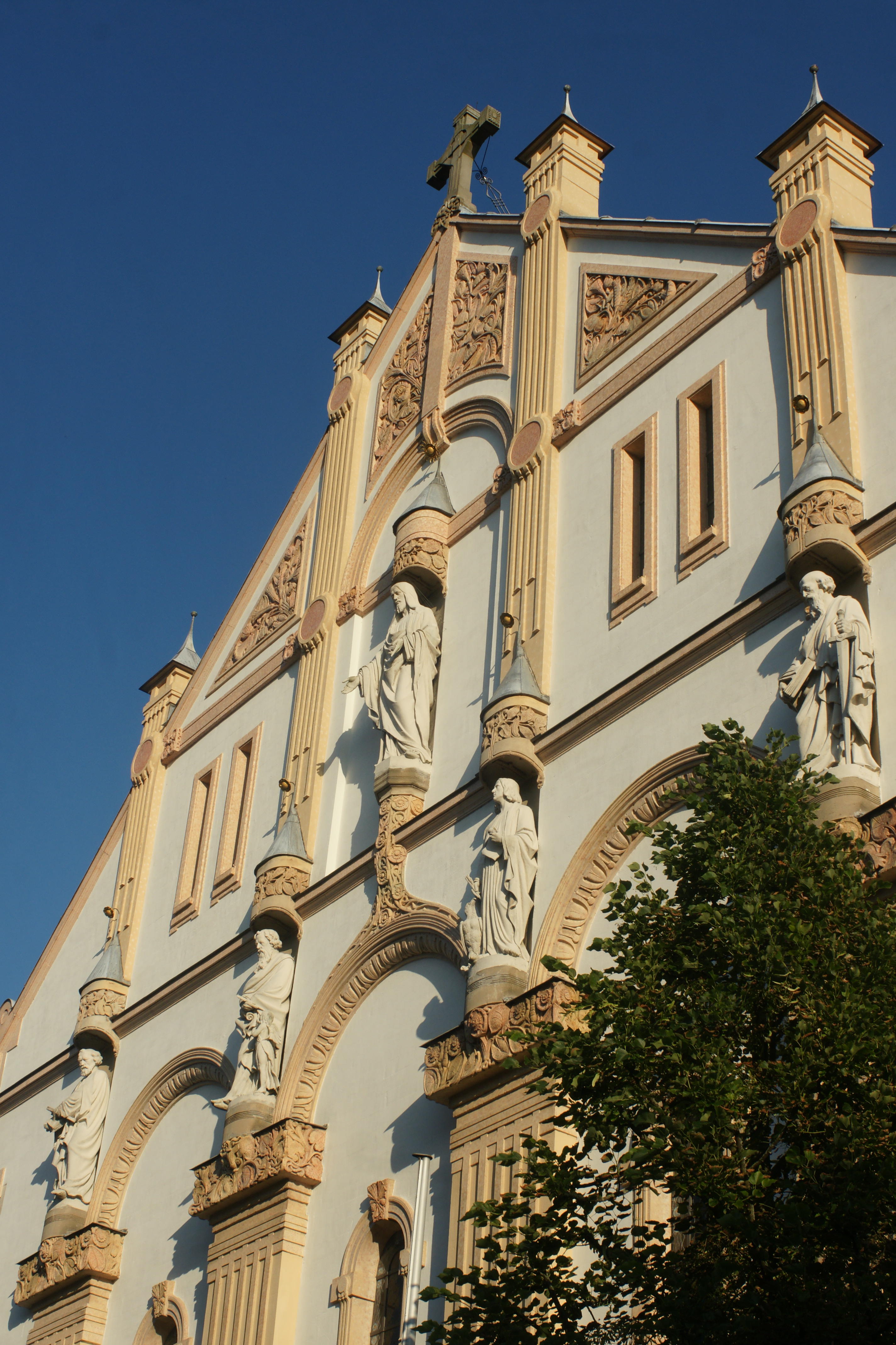 Evangelische Stadtkirche - Evangelische Kirchengemeinde Tuttlingen, Bahnhofstraße 13 in Tuttlingen