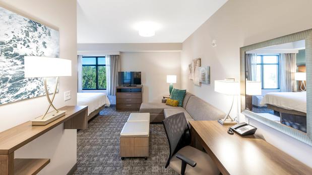 Images Staybridge Suites Naples - Marco Island by IHG