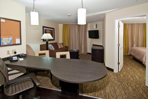 Images Candlewood Suites Tupelo North, an IHG Hotel
