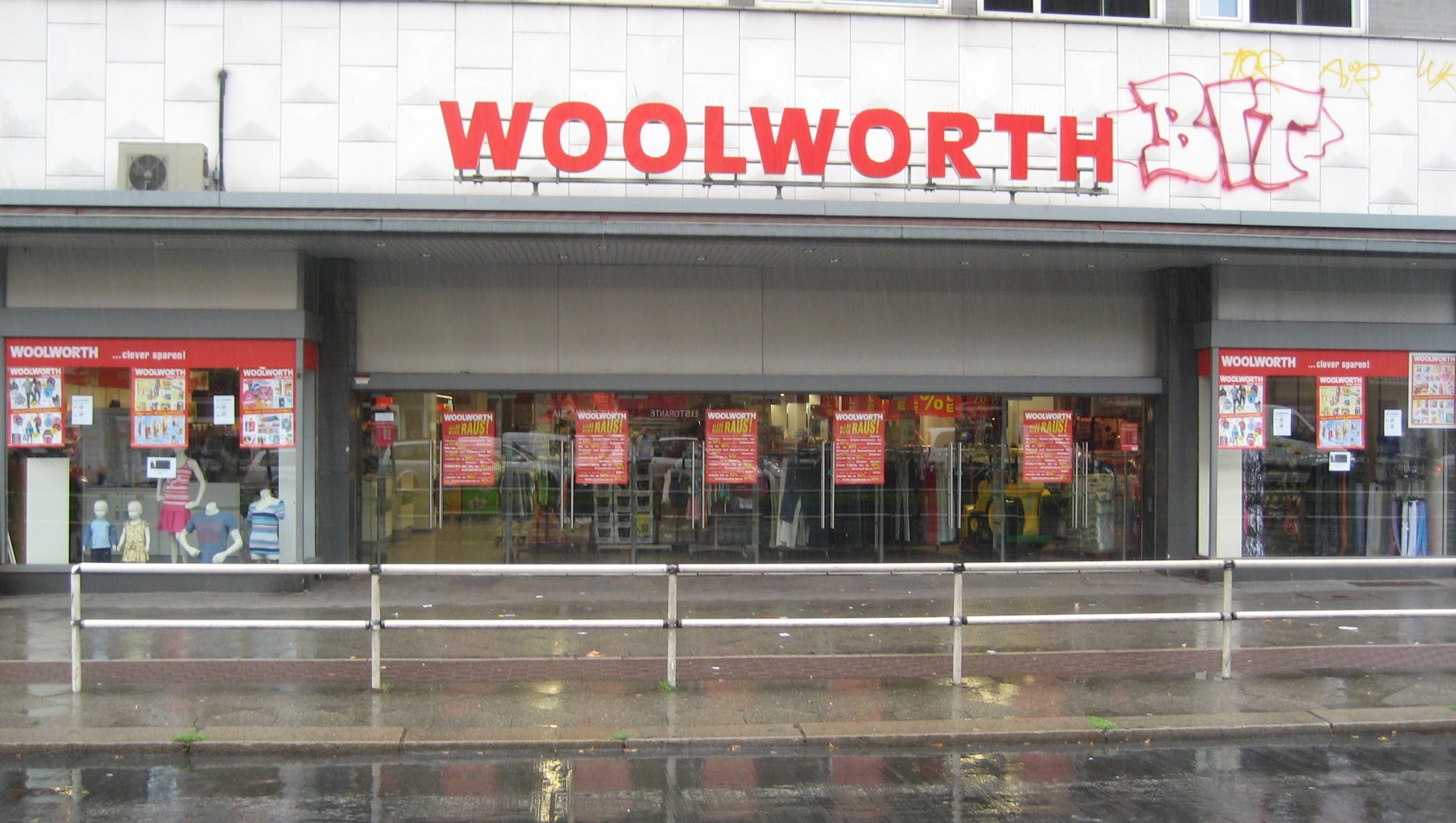 Woolworth, Residenzstraße 35 in Berlin