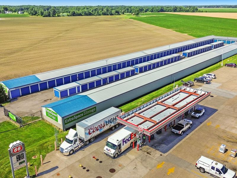 Alternate Beauty Image - Storage Express at 16689 N 1000th St, Effingham, IL 62401