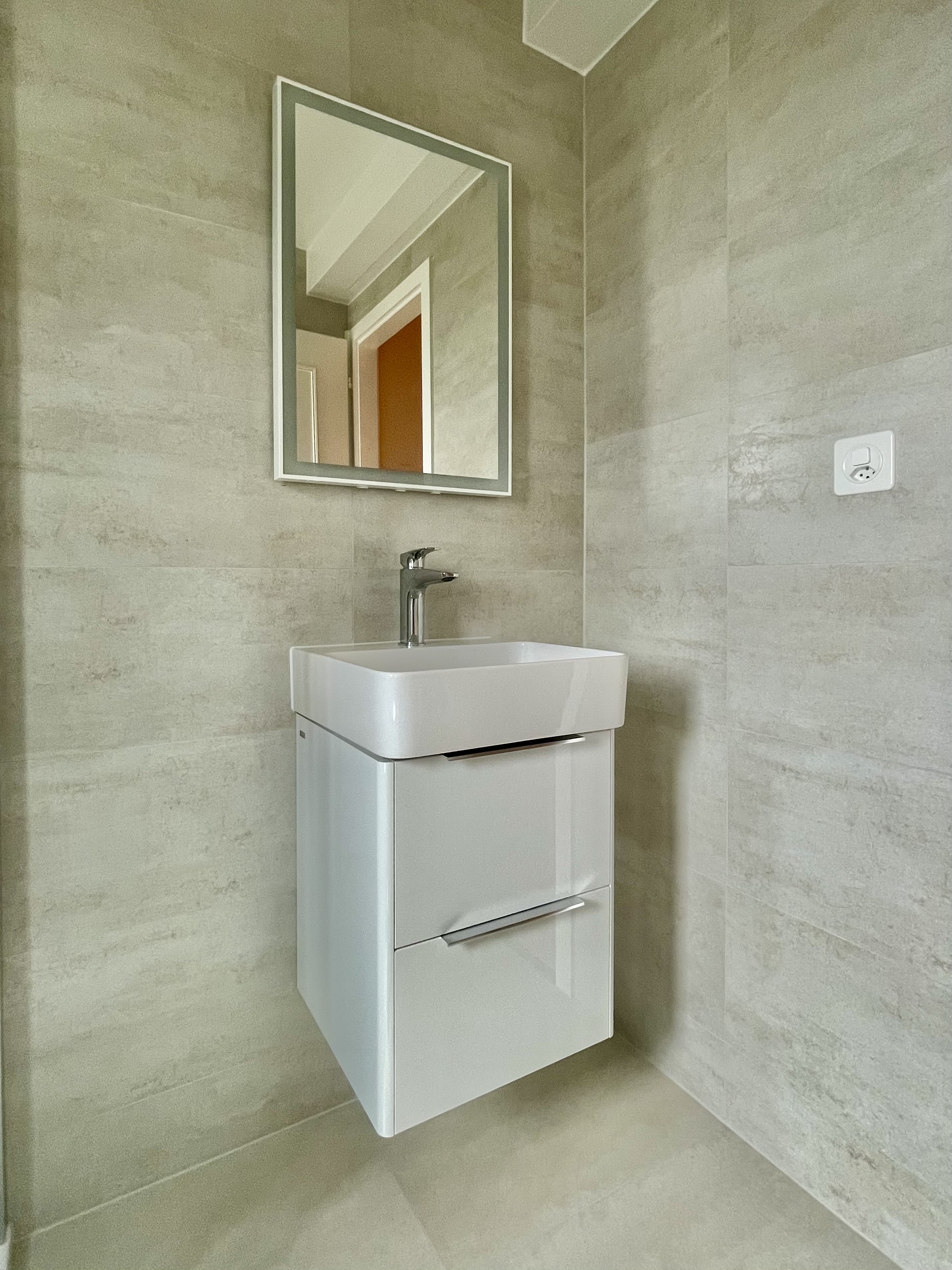 Bilder Sanitaires Moreira Bessa